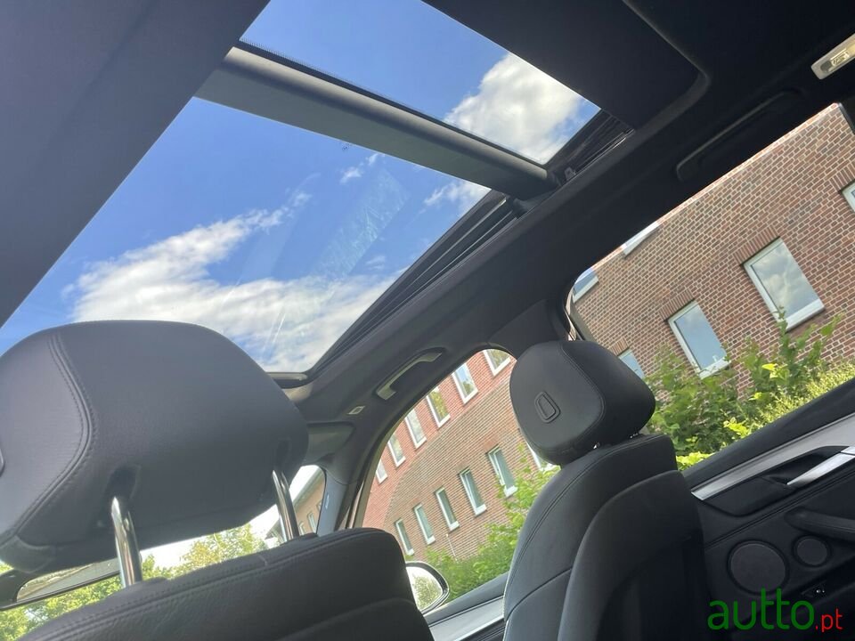 2015' BMW X5 photo #7