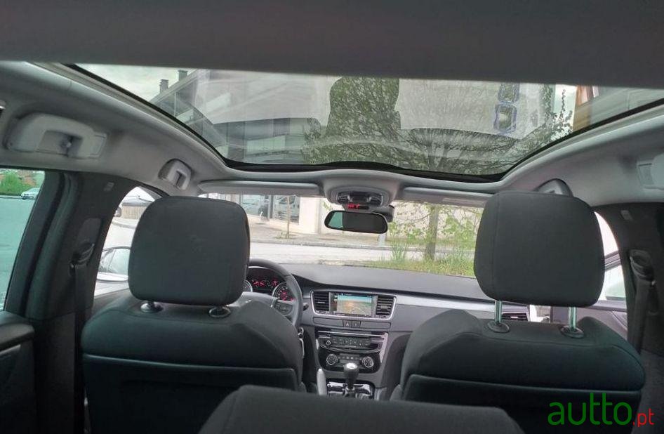 2015' Peugeot 508 Sw photo #1