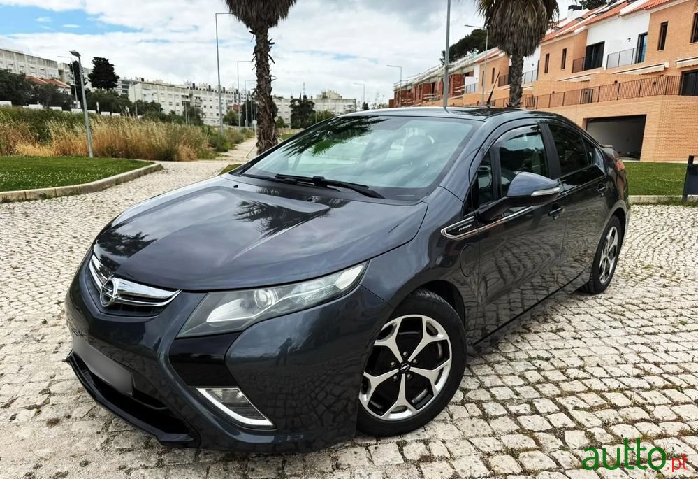 2012' Opel Ampera 1.4 Ecotec Executive photo #1