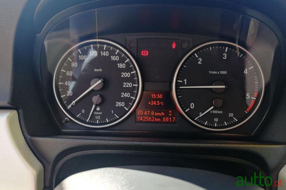 2008' BMW 320 Coupe Kit M photo #3