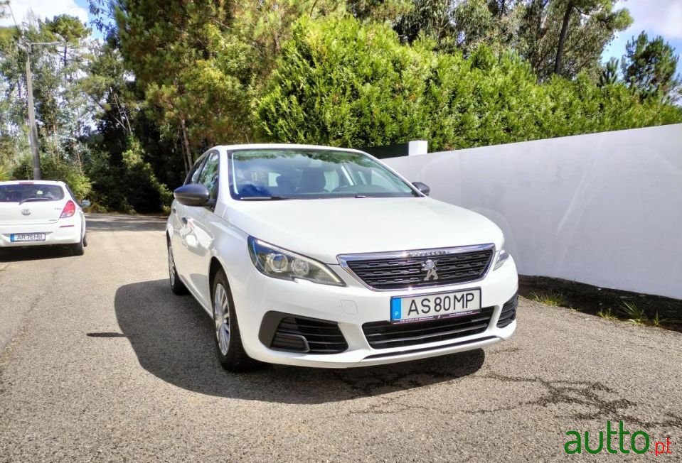 2019' Peugeot 308 photo #5