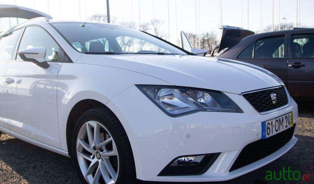 2014' SEAT Leon St photo #1