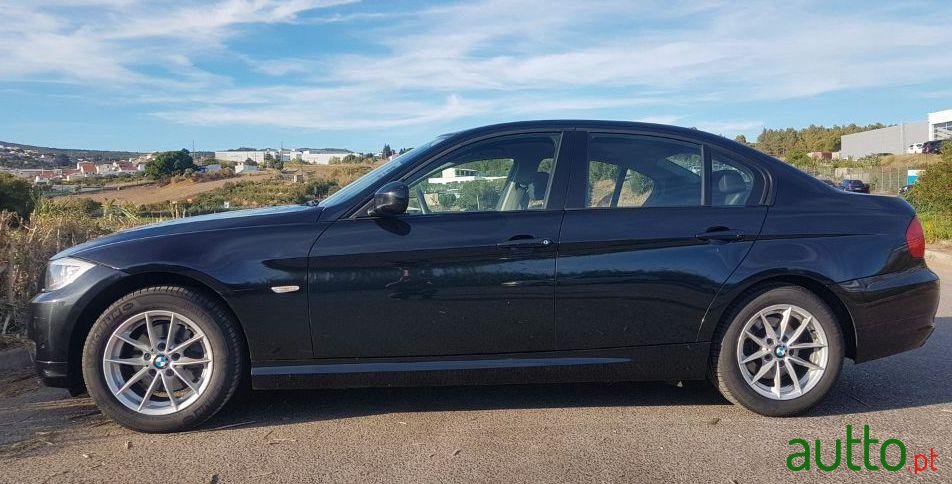 2010' BMW 316 Diesel photo #2