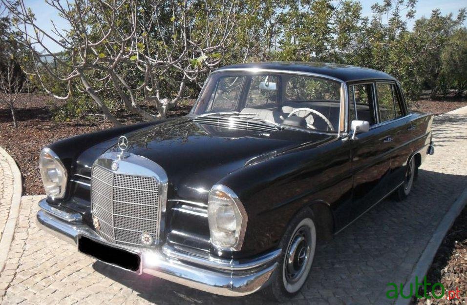 1965' Mercedes-Benz 220 photo #5