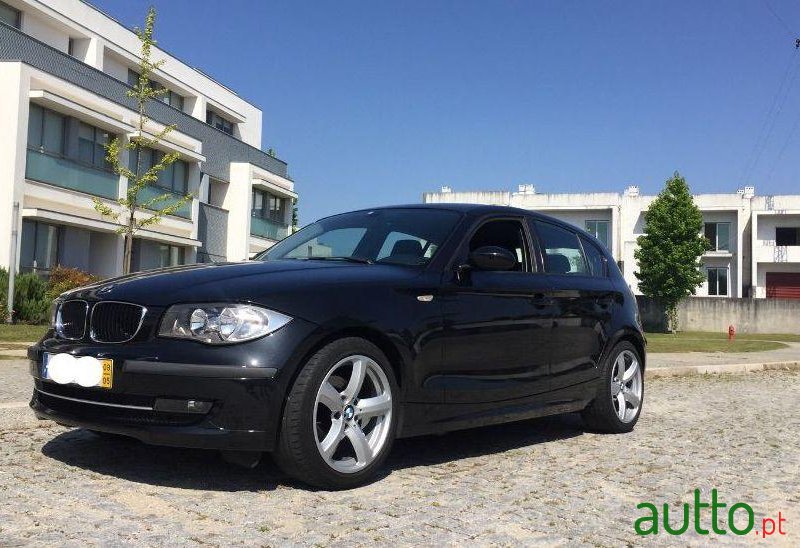 2008' BMW 118 D photo #2