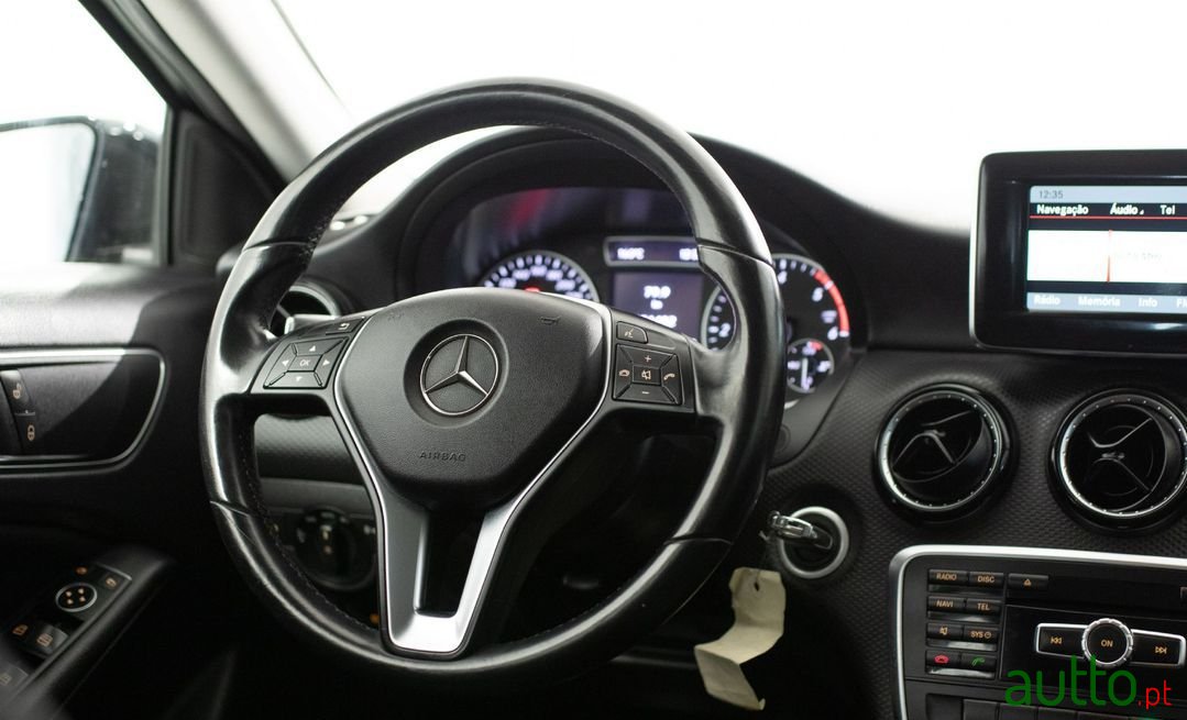 2014' Mercedes-Benz A-160 photo #4