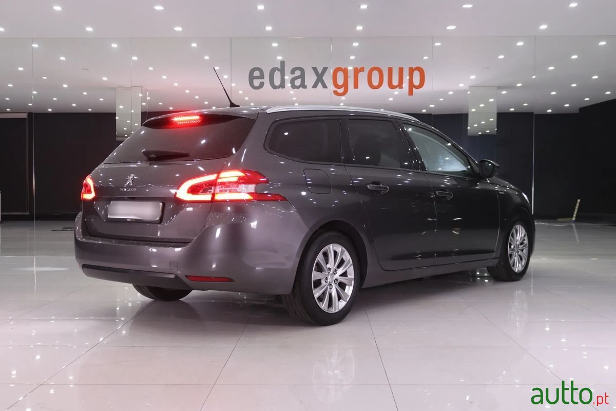 2019' Peugeot 308 Sw photo #3