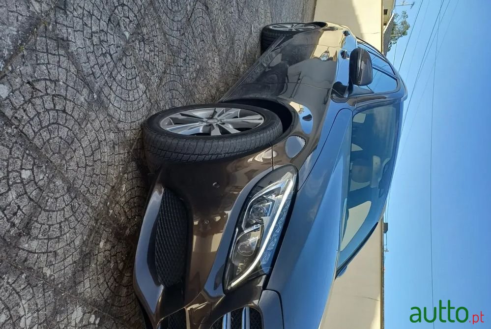 2015' Mercedes-Benz Classe C photo #4
