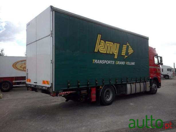 2010' Volvo Versão	FH photo #2