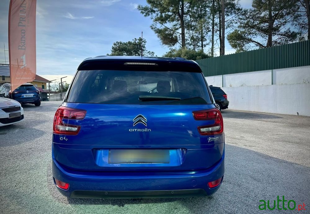 2017' Citroen C4 Grand Picasso photo #6