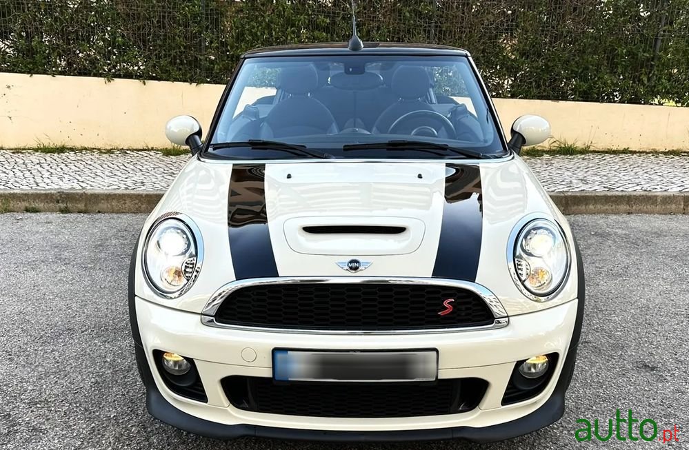 2014' MINI Cabrio Cooper Sd photo #4