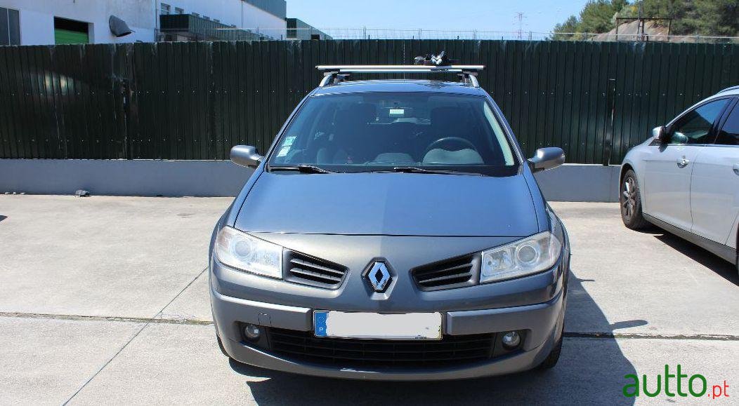 2007' Renault Megane Break photo #3