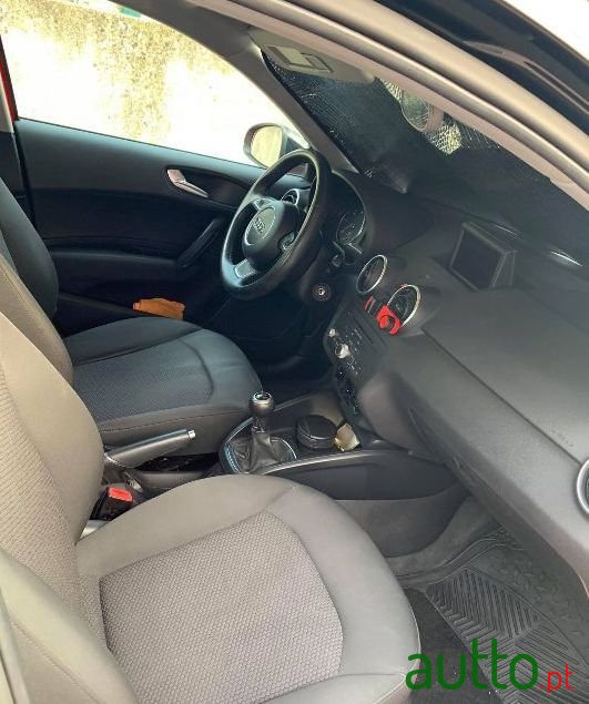 2012' Audi A1 Sportback photo #2