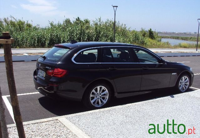 2012' BMW 525 photo #4