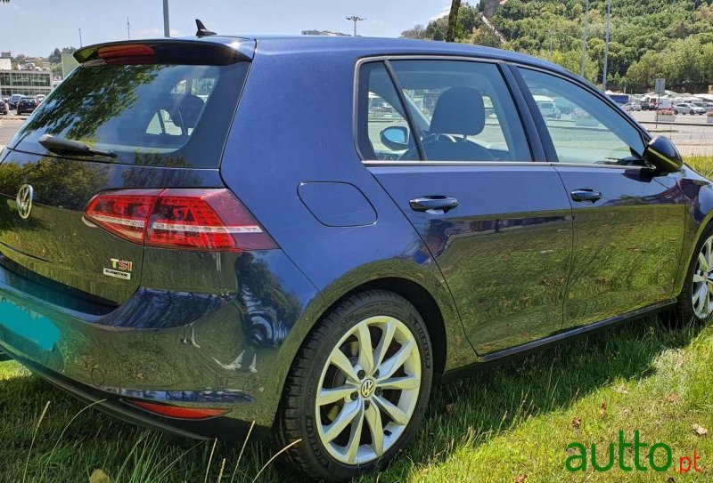 2014' Volkswagen Golf photo #3