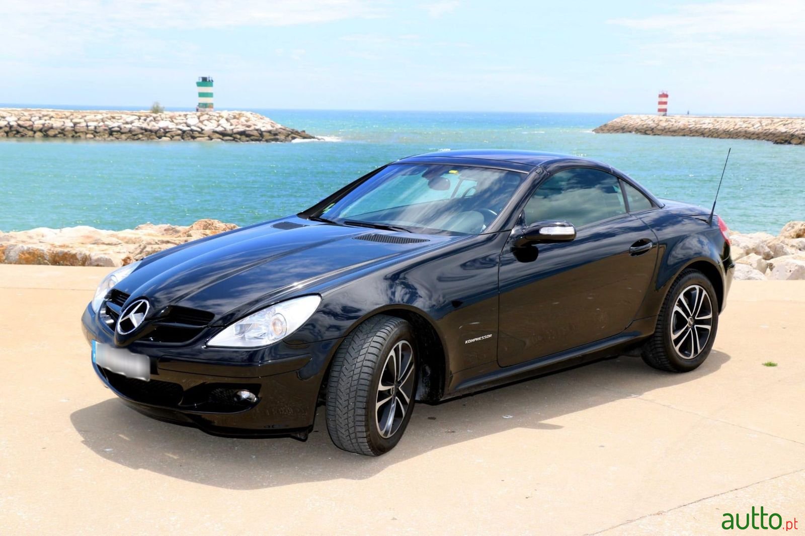 2008' Mercedes-Benz Slk-200 photo #1