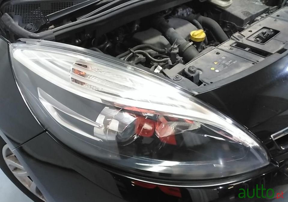 2015' Renault Grand Scenic photo #4