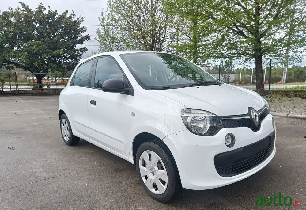 2016' Renault Twingo Sce 70 Life photo #2