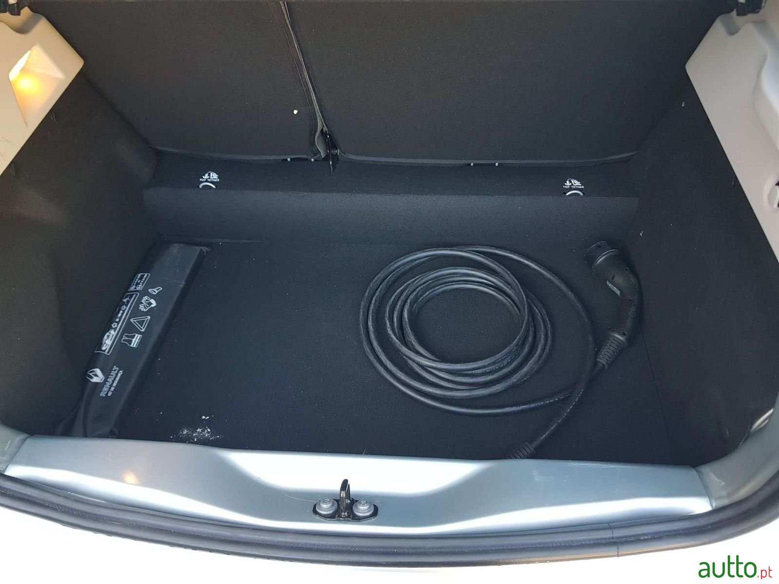 2020' Renault Zoe photo #4