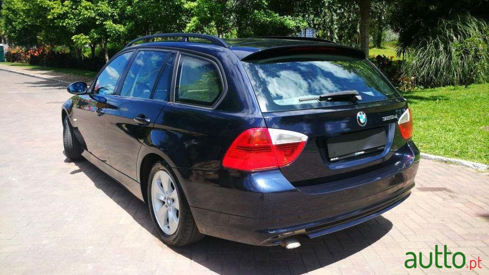 2006' BMW 320 D Touring 163 Cv  Nacional photo #2