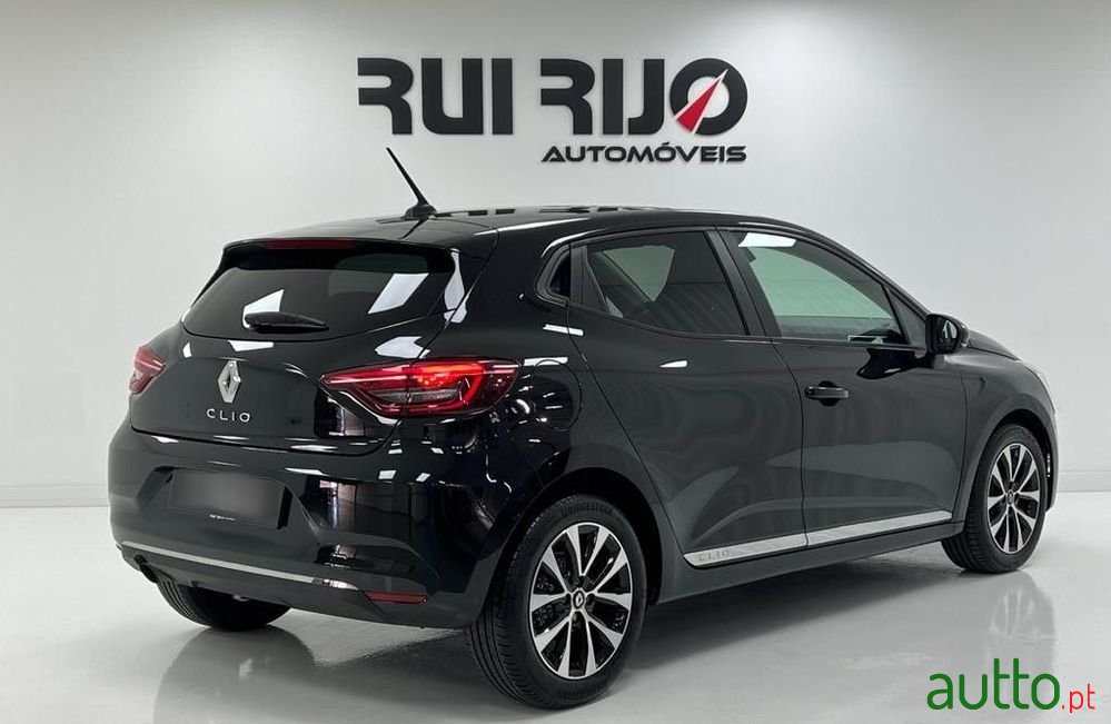 2022' Renault Clio 1.0 Tce Limited photo #2