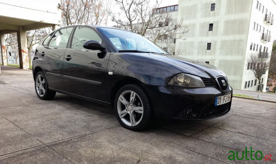 2008' SEAT Ibiza photo #4