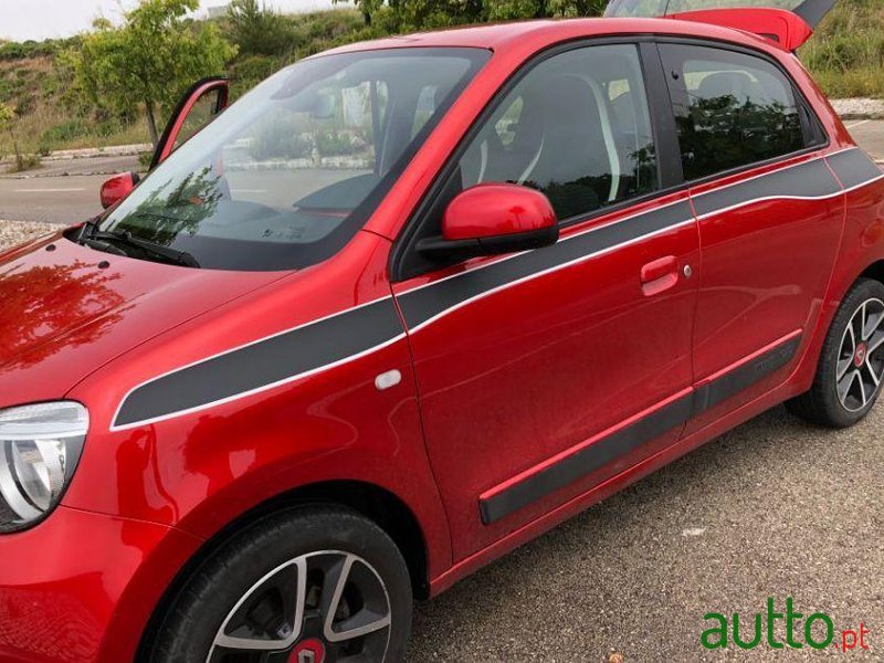 2016' Renault Twingo Ahb225 photo #2