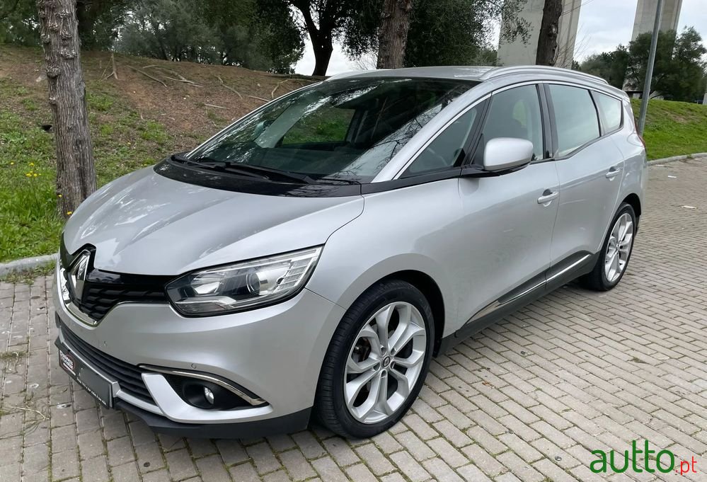 2018' Renault Grand Scenic photo #1