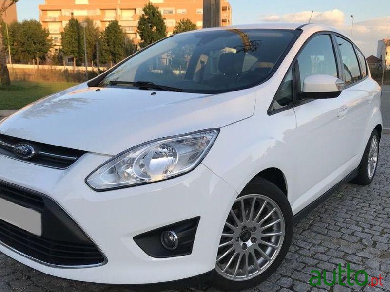 2015' Ford C-MAX 1.6 Tdci Titanium photo #1