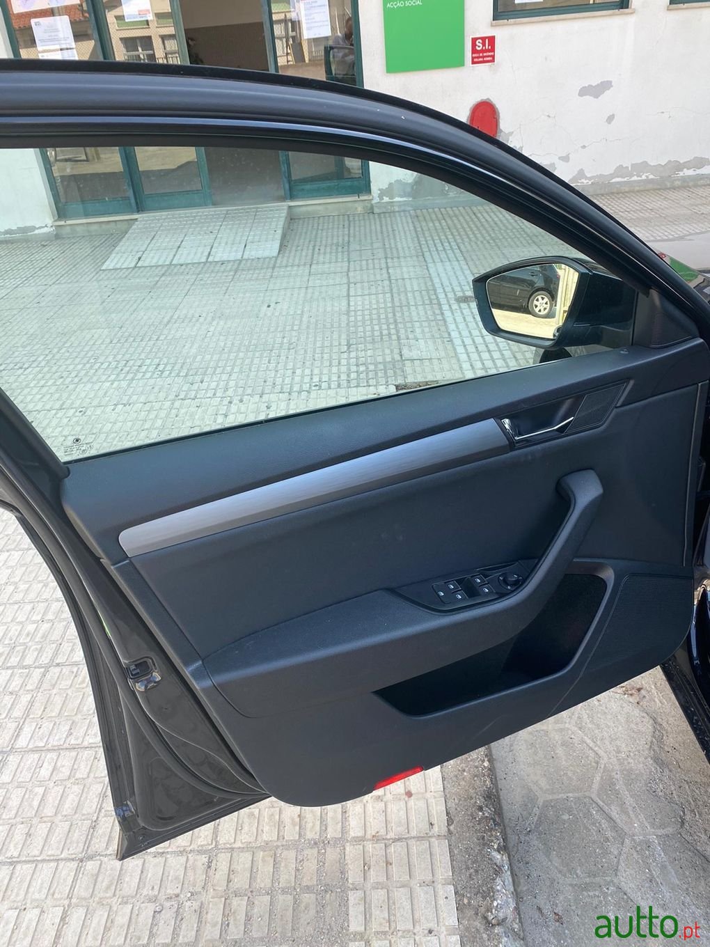 2017' Skoda Superb photo #6