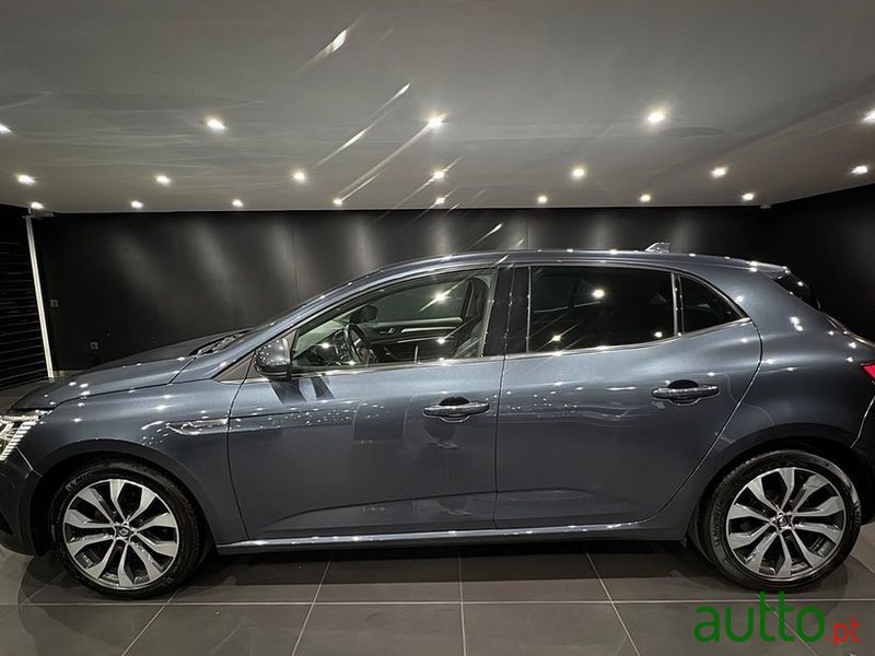 2021' Renault Megane photo #3
