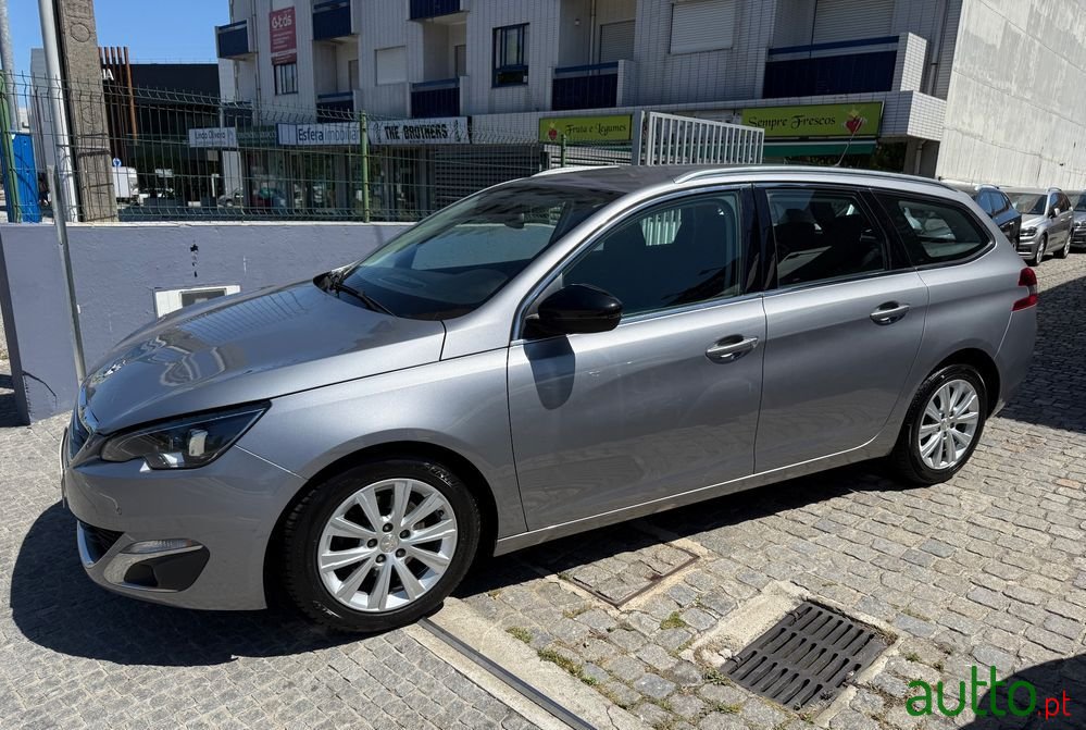 2016' Peugeot 308 Sw photo #6