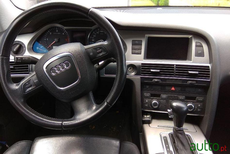 2006' Audi A6 Avant photo #2