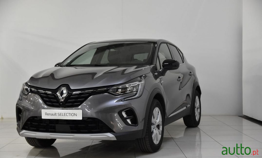 2022' Renault Captur photo #1
