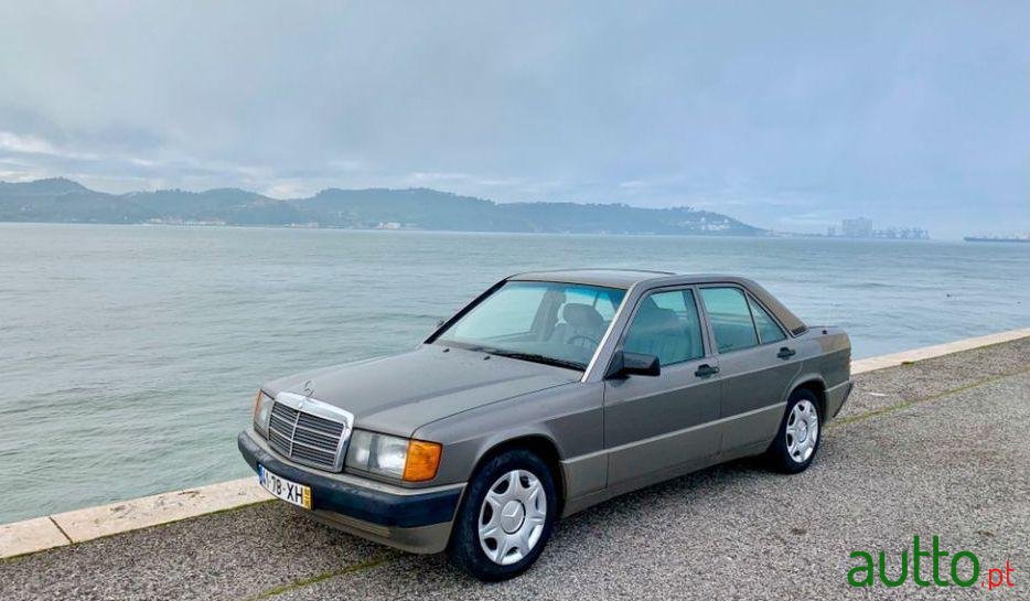 1992' Mercedes-Benz 190 2.0 photo #3