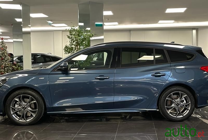 2021' Ford Focus Sw photo #6