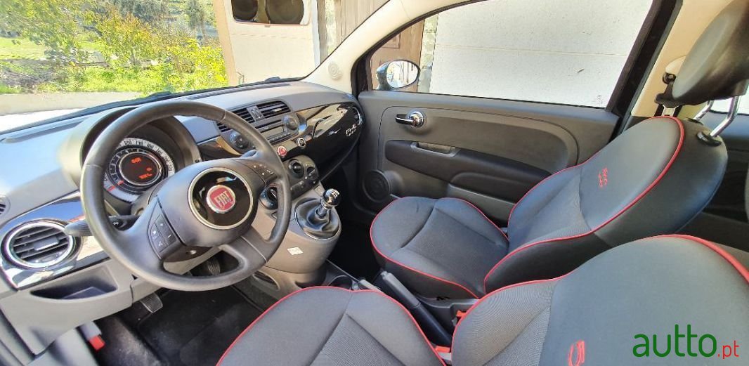 2015' Fiat 500C photo #4