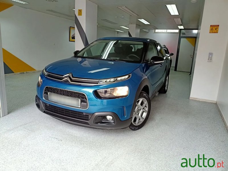 2018' Citroen C4 Cactus photo #1