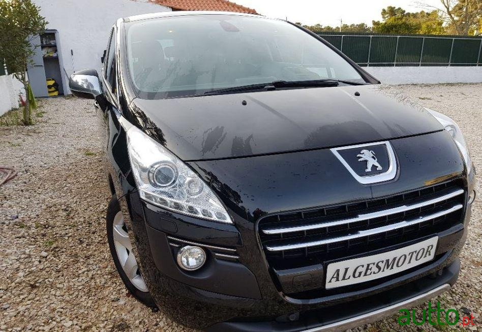 2013' Peugeot 3008 photo #1