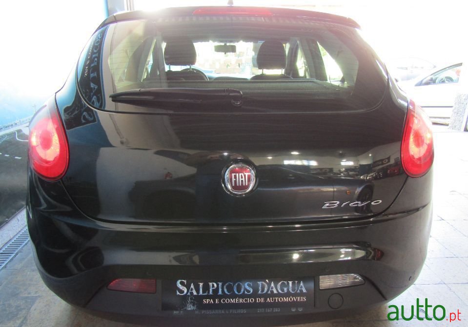 2011' Fiat Bravo photo #3