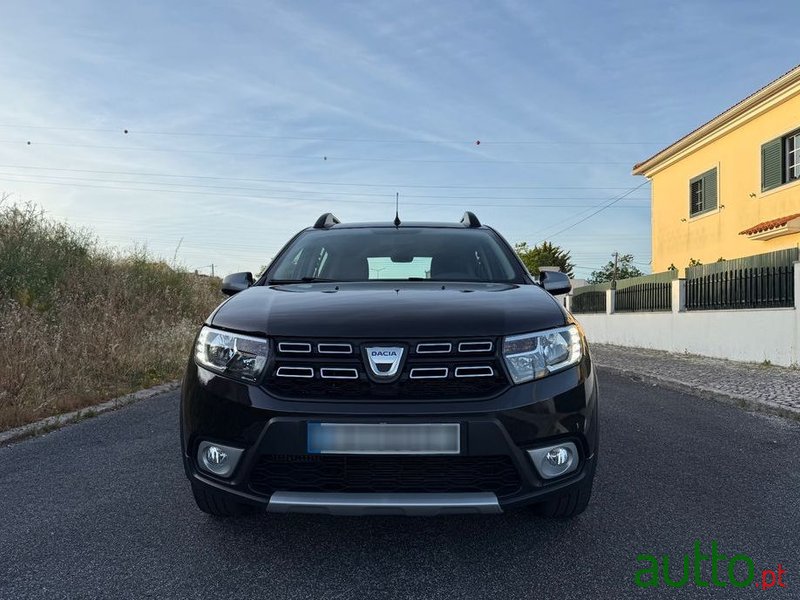 2018' Dacia Sandero Stepway photo #2