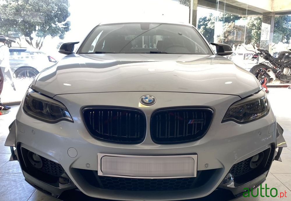 2017' BMW 220 D Pack M photo #5