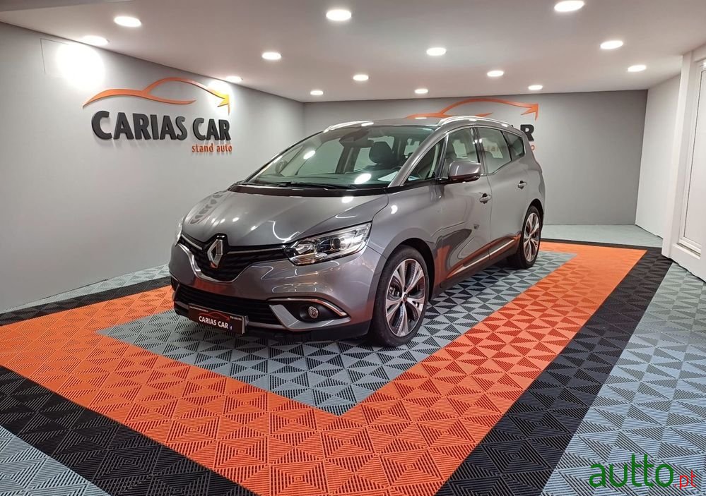 2018' Renault Grand Scenic photo #1
