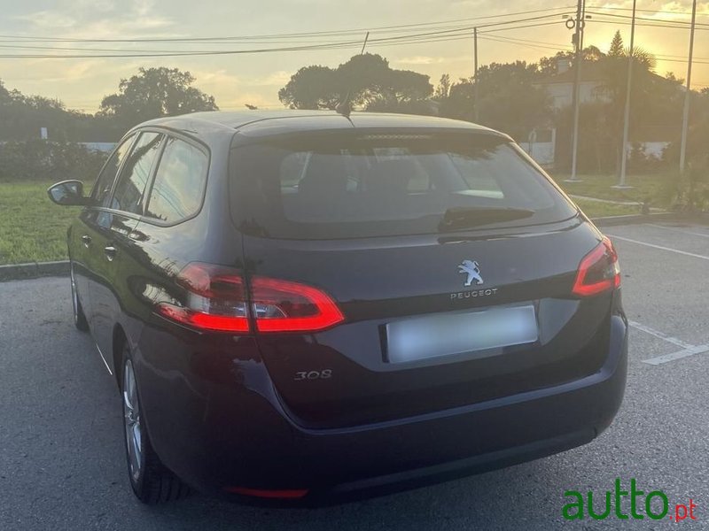 2020' Peugeot 308 Sw photo #5