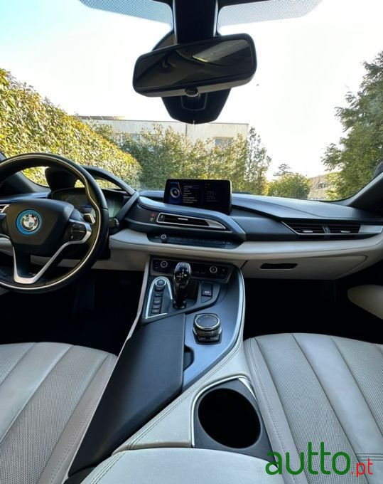 2016' BMW i8 photo #3