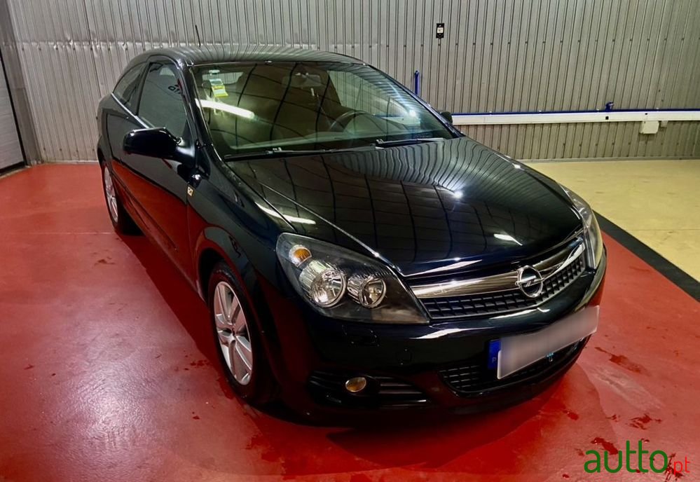 2008' Opel Astra Gtc photo #3