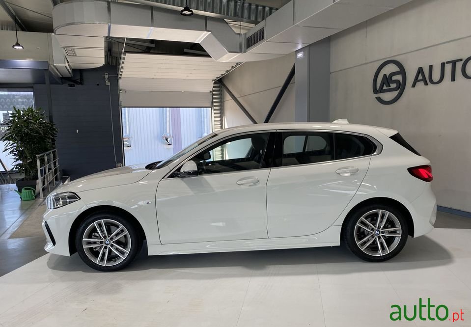 2021' BMW 116 photo #2