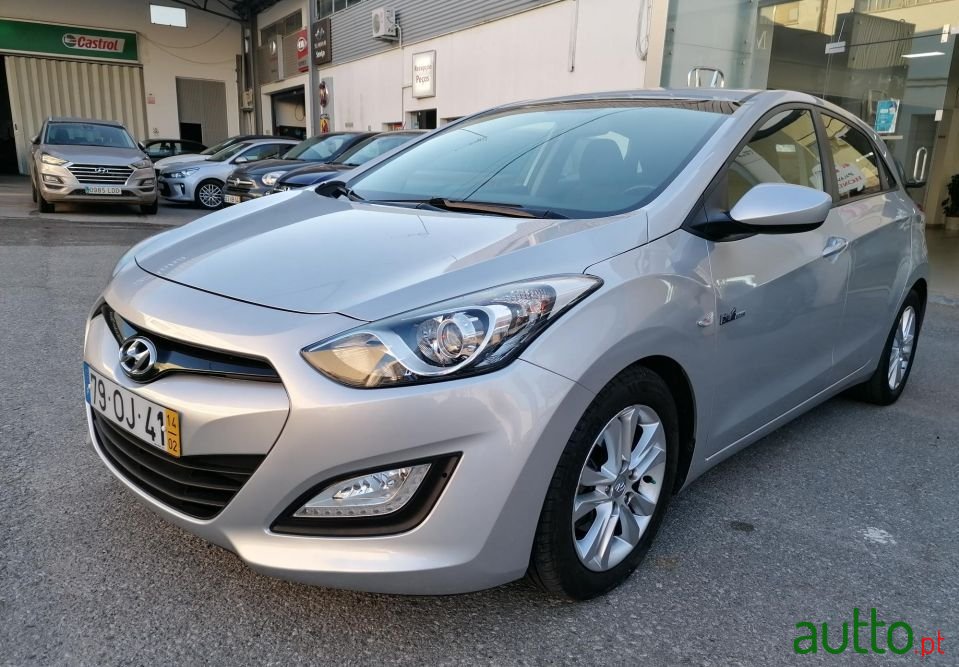 2014' Hyundai i30 photo #1