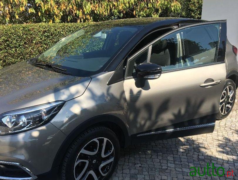 2015' Renault Captur 0,9 Tce (90Cv) photo #2