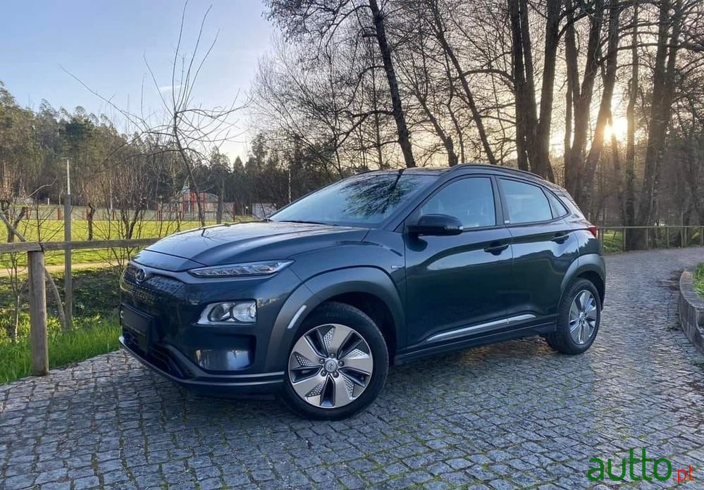 2020' Hyundai Kauai photo #3